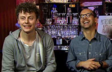 Norman Thavaud et Maurice Barthélémy, réalisateur du film Pas Très Normales Activités